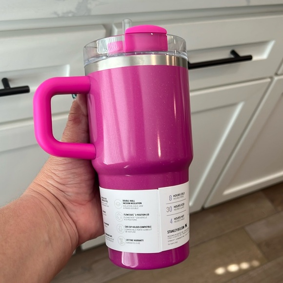 Authentic💕STANLEY  20oz Tumbler. - Picture 11 of 16
